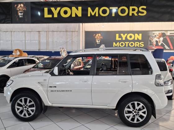 MITSUBISHI PAJERO TR4 2.0 4X4 16V 140CV FLEX 4P AUTOMÁTICO